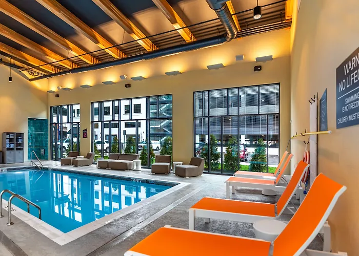 Aloft By Marriott Easton Hotel
