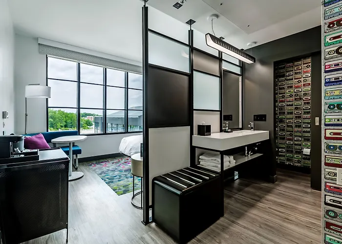 Hotel Aloft By Marriott Easton